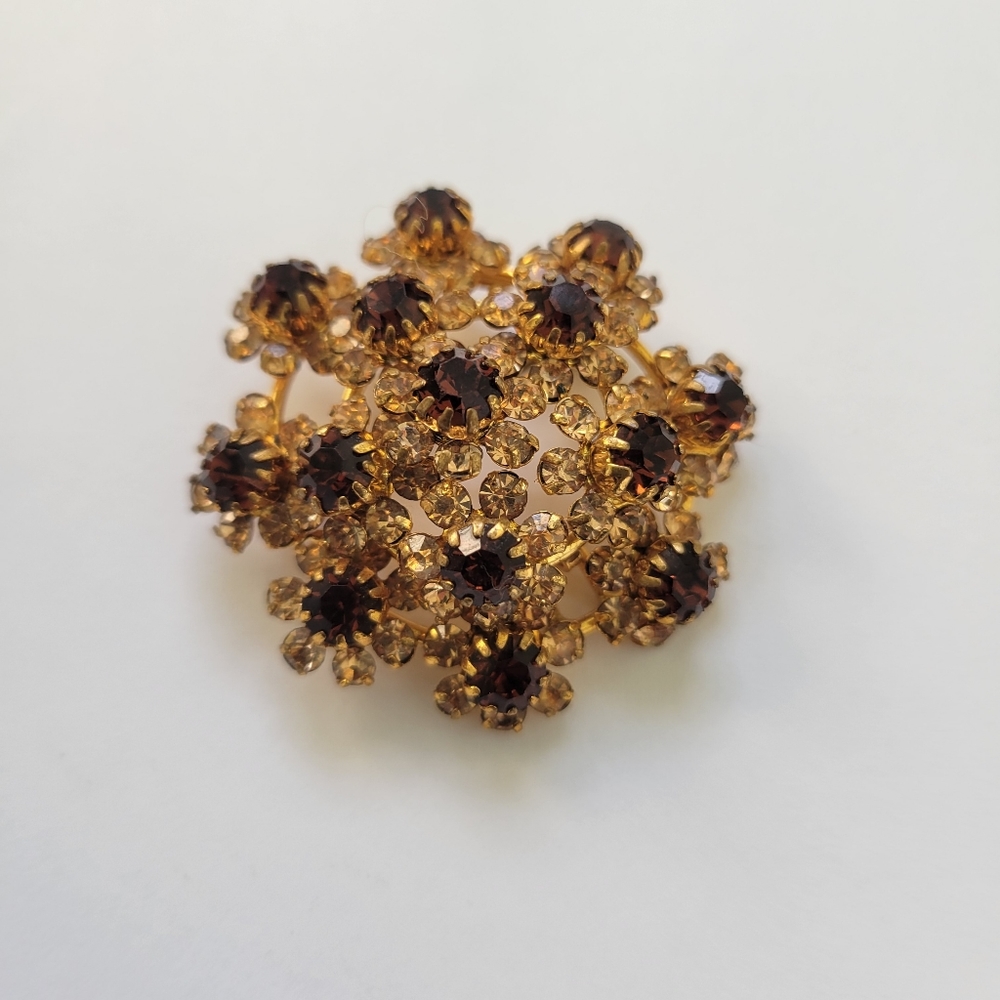 Vintage Austria Brooch Pin amber color glass Rhinestone Flowers gold tone MCM.